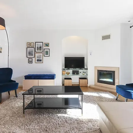 Laranjeiras Deluxe By Homing Apartment *